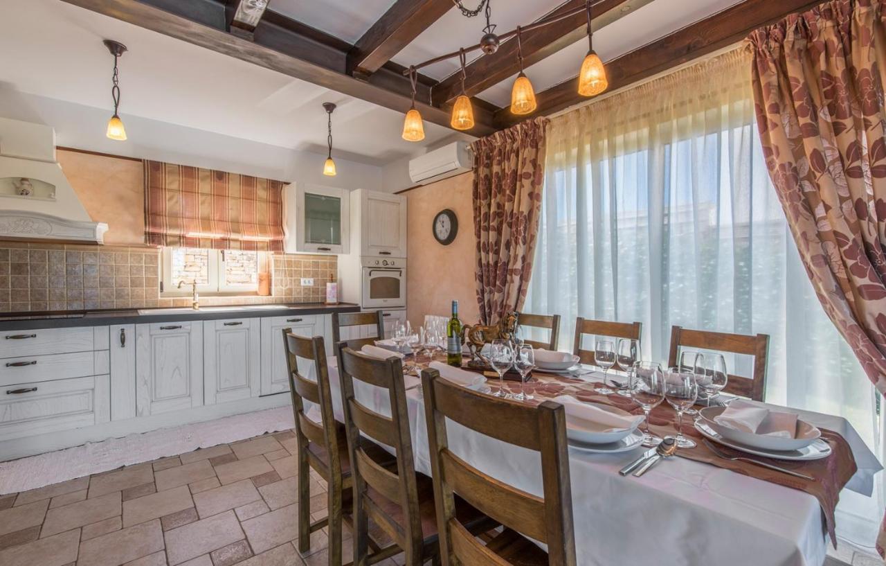 Villa Sana Selina Extérieur photo